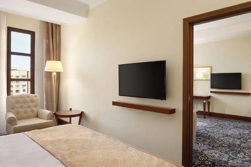 Hotel Ramada By Wyndham Almaty
